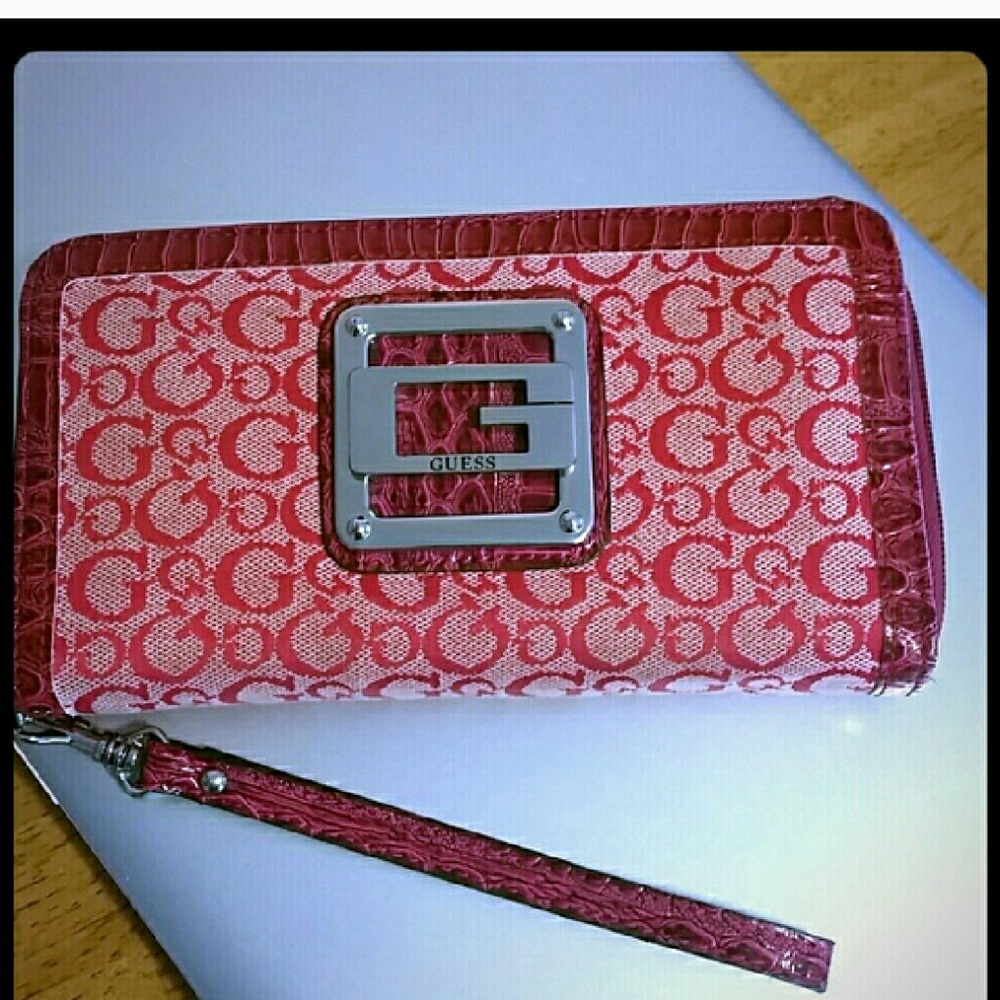 Guess Wallet
